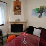 Optasia Villa Karpenísion