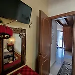 Optasia * Karpenísion