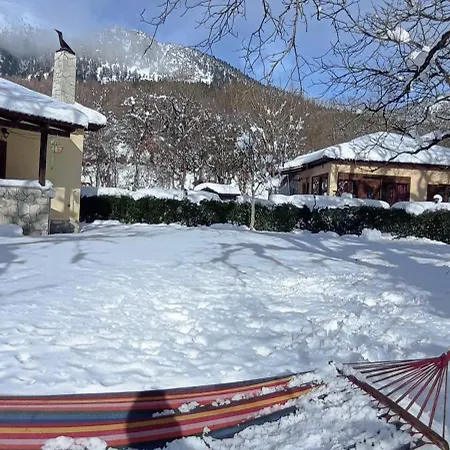 Optasia Villa Karpenísion